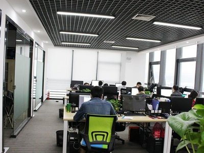 策正簽約廣東鴻數科技VI設計項目，助力計算機信息技術咨詢服務品牌升級